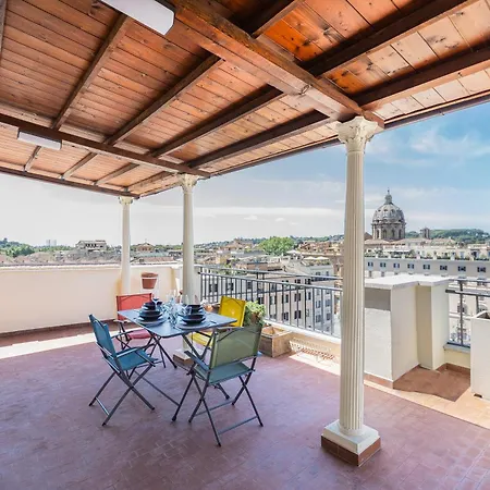 Argentina Penthouse By In Appartement Rome